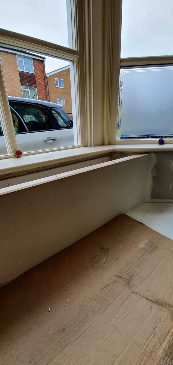 Seating in the front alcoves, just need painting now