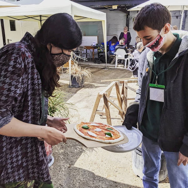 Making pizzas