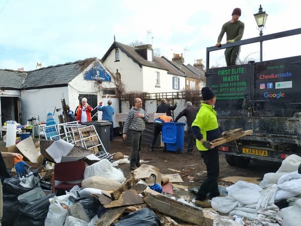 The truck is full of rubbish ... again 