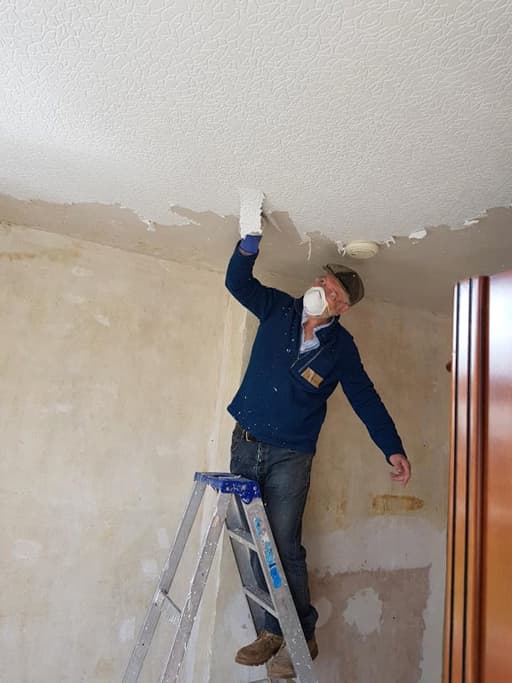 Stripping a bedroom ceiling
