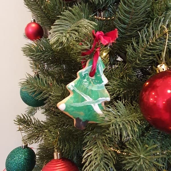 A tree decoration on the tree