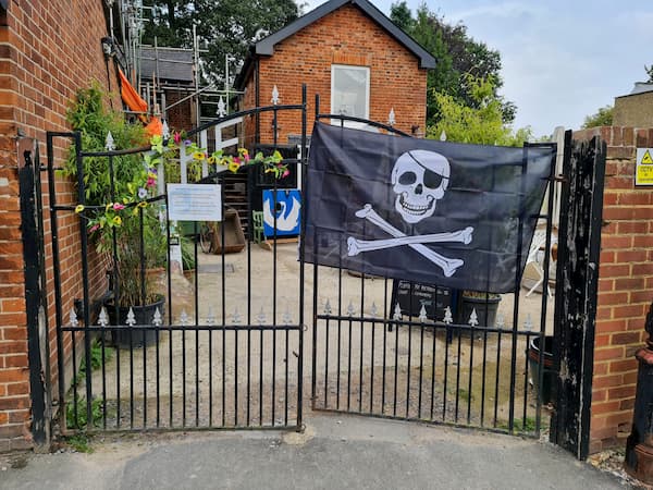 Pirate on the Main Gate
