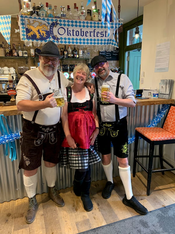 Guests in traditional Franconian dress