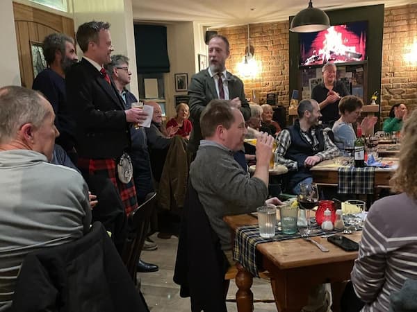 Packed pub ready of the address to the haggis.