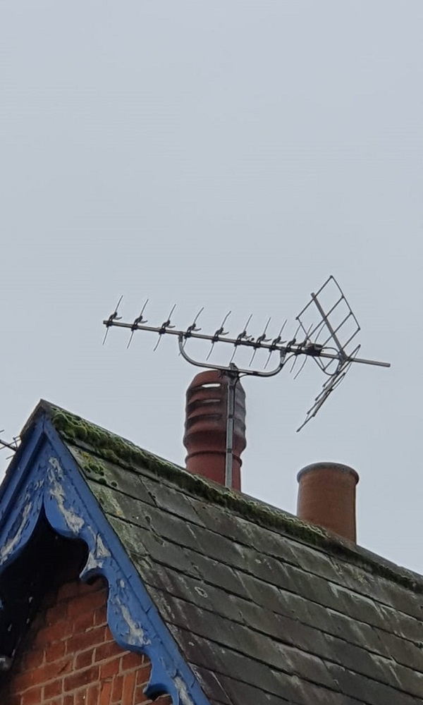 smoke coming out the chimney but can't see it