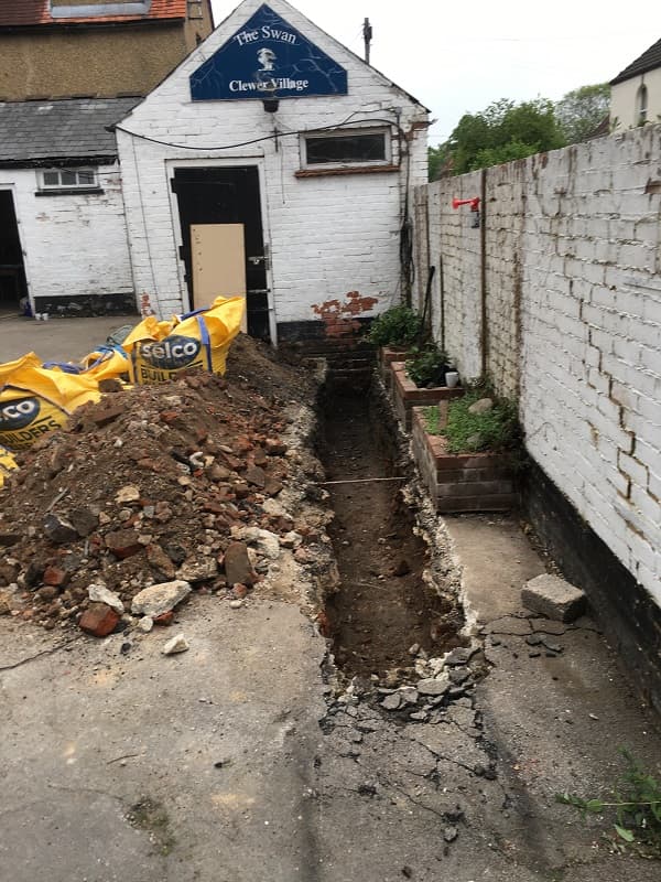 Trench for the mains electricity